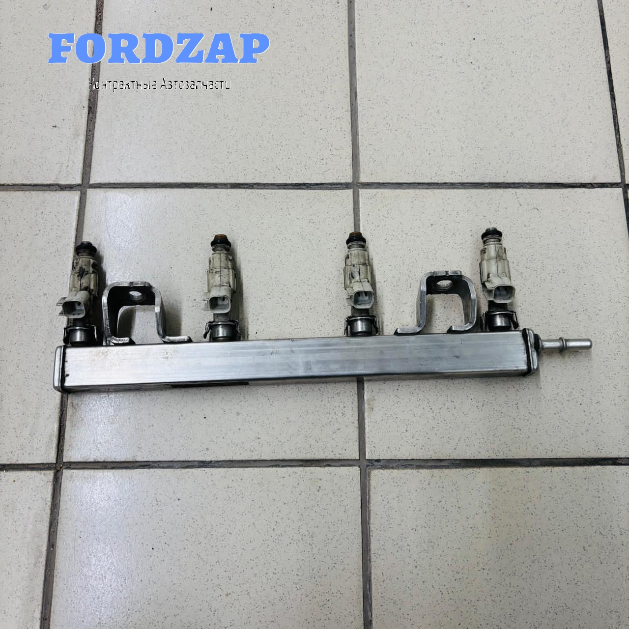 РАМПА (РЕЙКА) ТОПЛИВНАЯ FORD FOCUS 2 C-MAX FIESTA FUSION GALAXY S-MAX MONDEO 3 4 VOLVO S40 V50 1.8/2.0 (топ. форсунки 4шт.-0280156155)